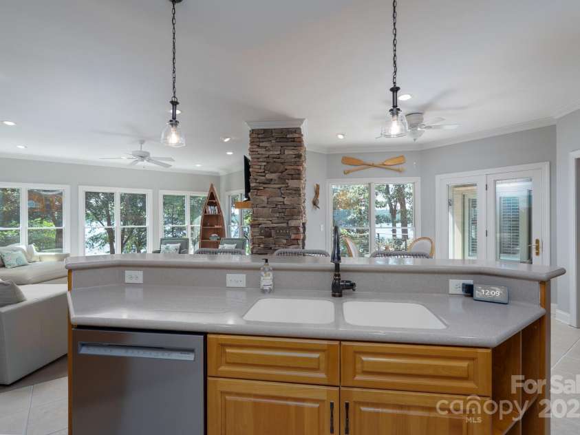 333 Badin View Drive, New London, NC 28127.  MLS# CAR4292974, YatesRealty ID 35304. 