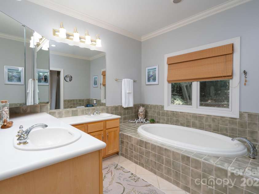 333 Badin View Drive, New London, NC 28127.  MLS# CAR4292974, YatesRealty ID 35304. 