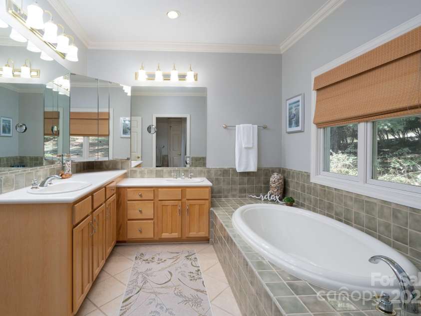 333 Badin View Drive, New London, NC 28127.  MLS# CAR4292974, YatesRealty ID 35304. 