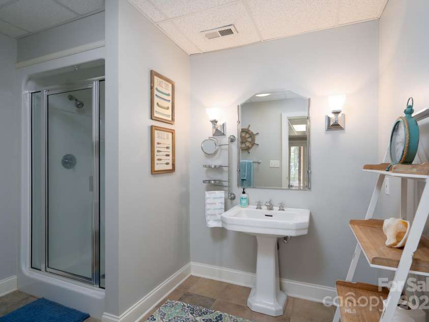 333 Badin View Drive, New London, NC 28127.  MLS# CAR4292974, YatesRealty ID 35304. 