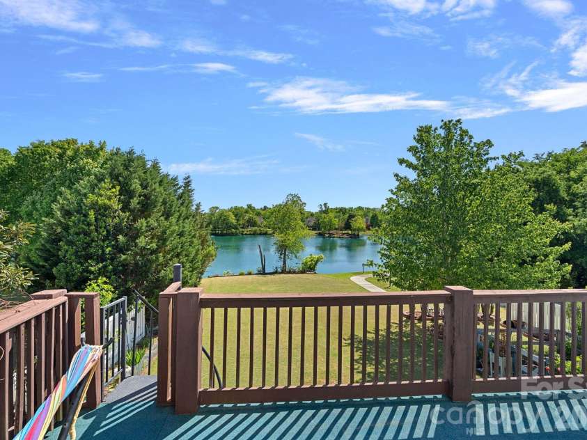 8220 Ruby Valley Road, Charlotte, NC 28277.  MLS# CAR4373964, YatesRealty ID 35304. Balcony View