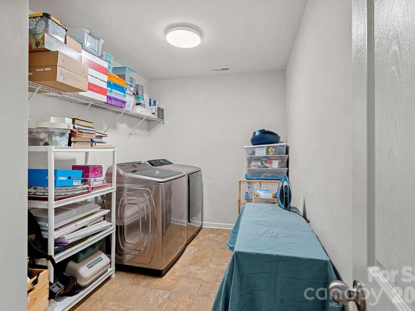 8220 Ruby Valley Road, Charlotte, NC 28277.  MLS# CAR4373964, YatesRealty ID 35304. Laundry