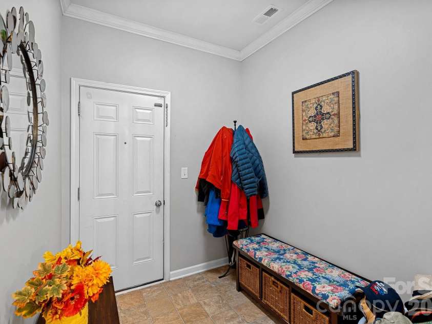 8220 Ruby Valley Road, Charlotte, NC 28277.  MLS# CAR4373964, YatesRealty ID 35304. Mud Room