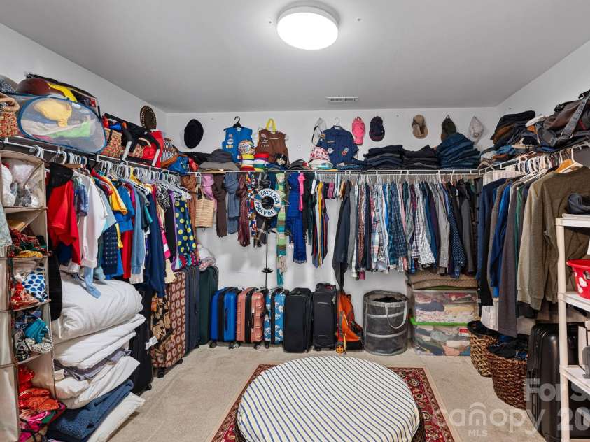 8220 Ruby Valley Road, Charlotte, NC 28277.  MLS# CAR4373964, YatesRealty ID 35304. Primary Bedroom Walk-In Closet