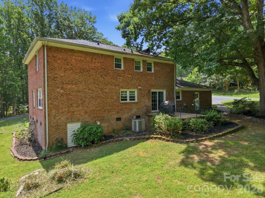994 Tamworth Road, Asheboro, NC 27203.  MLS# CAR4399776, YatesRealty ID 35305. Back View