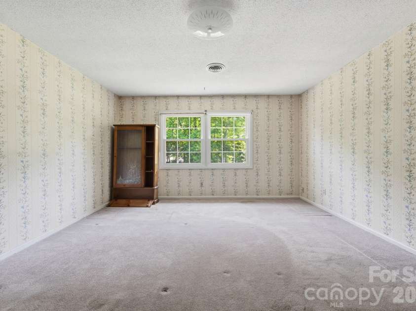 994 Tamworth Road, Asheboro, NC 27203.  MLS# CAR4399776, YatesRealty ID 35305. MB Additional View