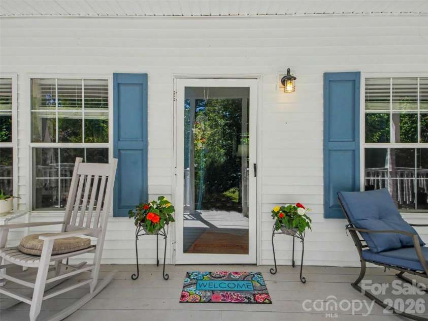 915 Ostwalt Amity Road, Statesville, NC 28677.  MLS# CAR4399624, YatesRealty ID 35306. 