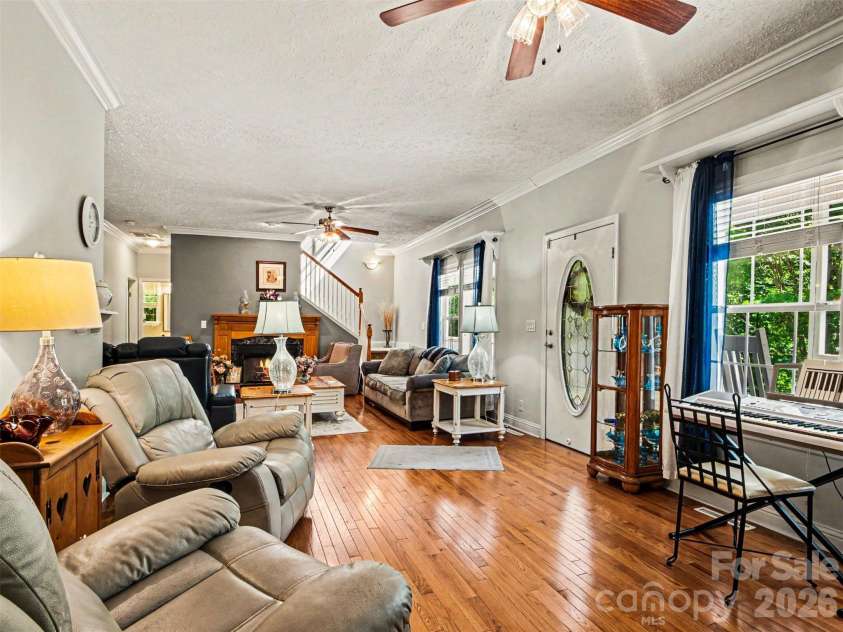 915 Ostwalt Amity Road, Statesville, NC 28677.  MLS# CAR4399624, YatesRealty ID 35306. 