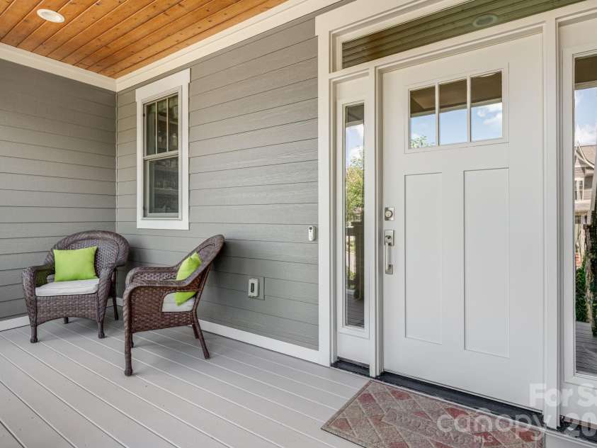 60 Barnrock Drive, Mills River, NC 28759.  MLS# CAR4399294, YatesRealty ID 35309. 