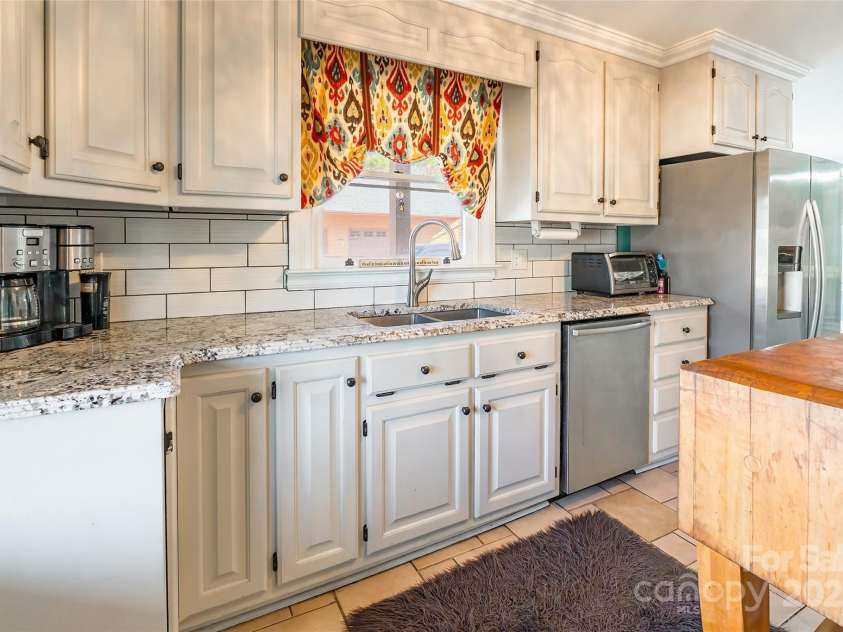 529 Langley Road, Lancaster, SC 29720.  MLS# CAR4237316, YatesRealty ID 3531. 