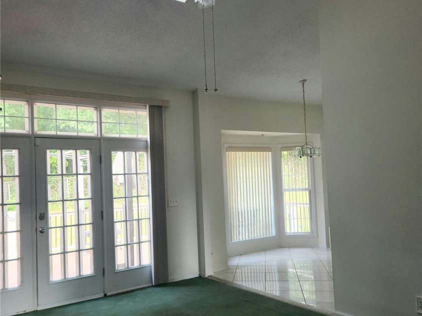 3104 Yvonne Lane, Charlotte, NC 28216.  MLS# CAR4285006, YatesRealty ID 35310. 