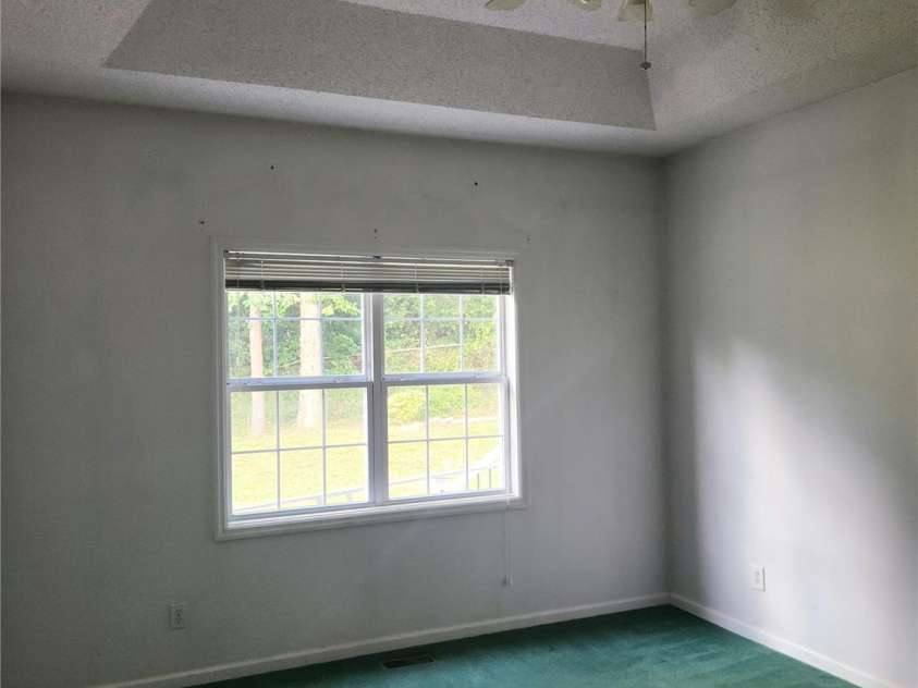 3104 Yvonne Lane, Charlotte, NC 28216.  MLS# CAR4285006, YatesRealty ID 35310. Primary Suite