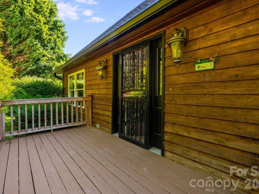 88 Mayflower Court, Waynesville, NC 28785.  MLS# CAR4400885, YatesRealty ID 35312. 
