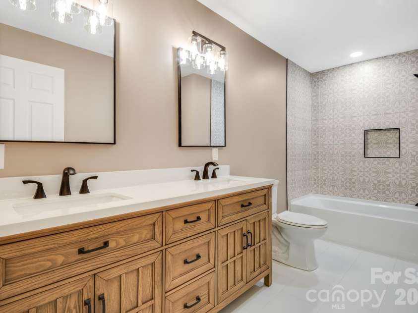 88 Mayflower Court, Waynesville, NC 28785.  MLS# CAR4400885, YatesRealty ID 35312. 