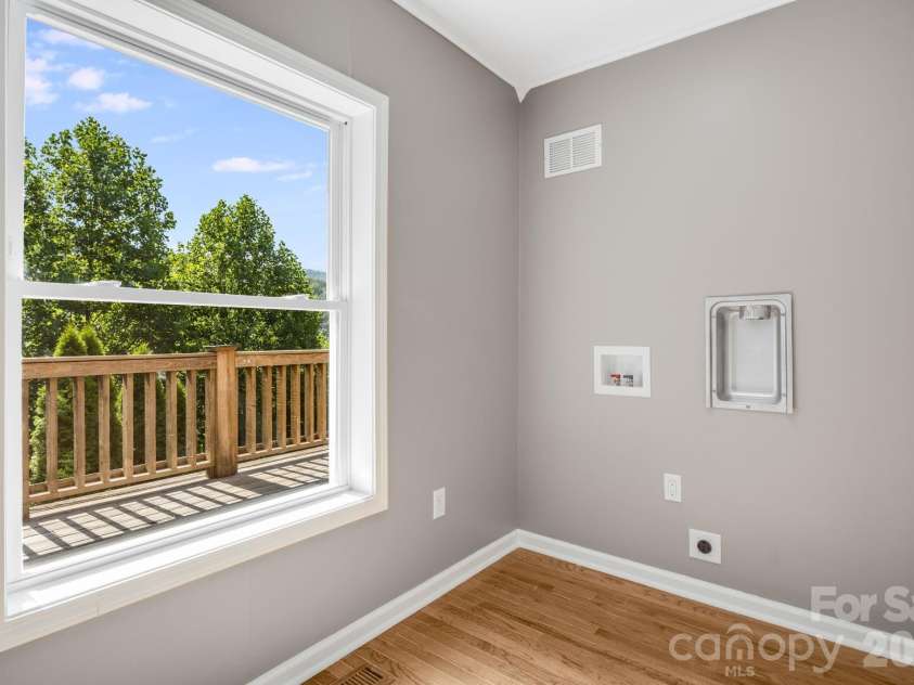 88 Mayflower Court, Waynesville, NC 28785.  MLS# CAR4400885, YatesRealty ID 35312. 