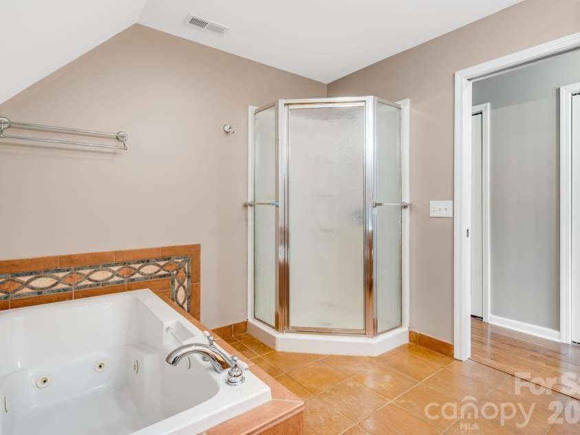 88 Mayflower Court, Waynesville, NC 28785.  MLS# CAR4400885, YatesRealty ID 35312. 