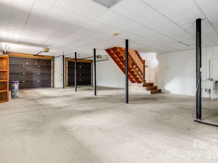 88 Mayflower Court, Waynesville, NC 28785.  MLS# CAR4400885, YatesRealty ID 35312. 