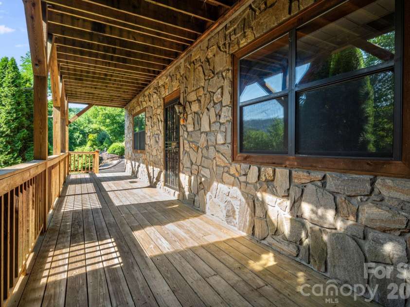 88 Mayflower Court, Waynesville, NC 28785.  MLS# CAR4400885, YatesRealty ID 35312. 