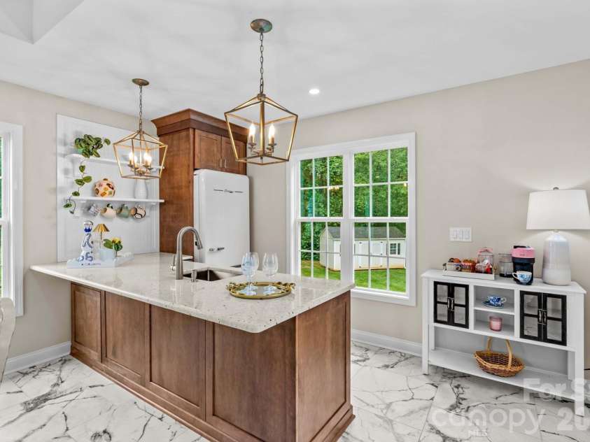 596 Maple Ridge Circle, Salisbury, NC 28147.  MLS# CAR4391009, YatesRealty ID 35313. 
