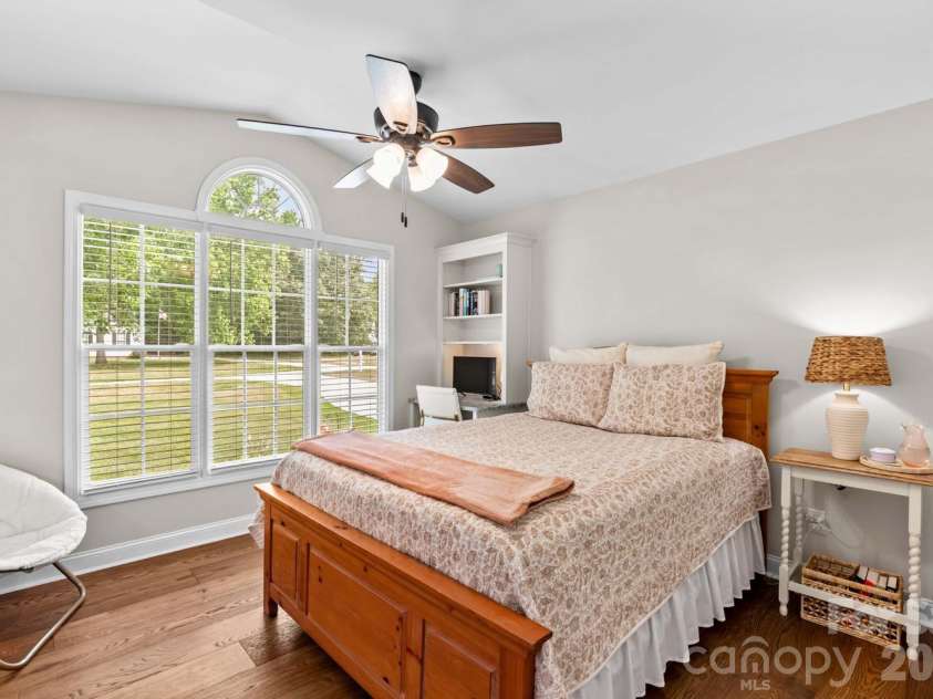 596 Maple Ridge Circle, Salisbury, NC 28147.  MLS# CAR4391009, YatesRealty ID 35313. 