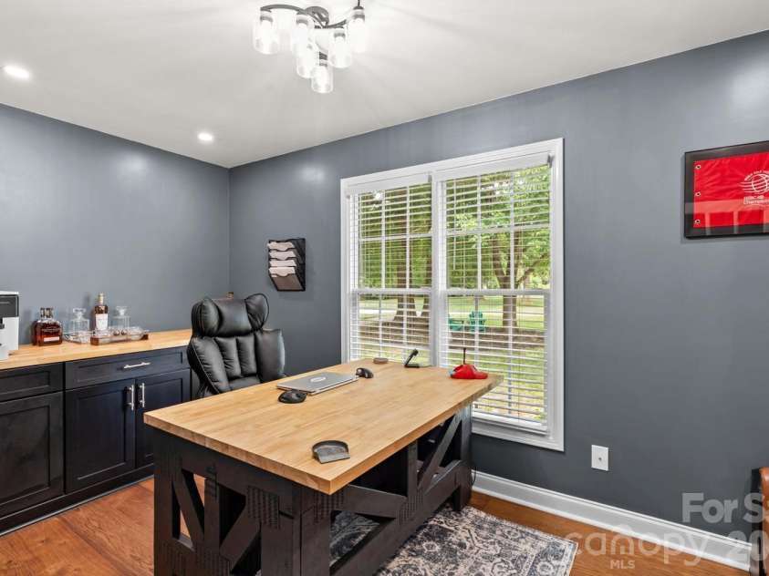 596 Maple Ridge Circle, Salisbury, NC 28147.  MLS# CAR4391009, YatesRealty ID 35313. 