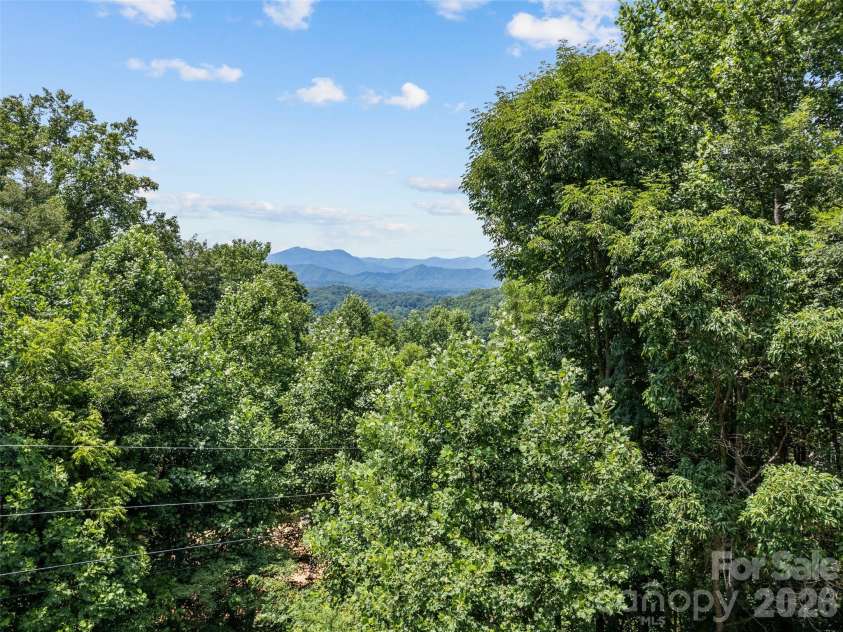 412 Gaddy Heights, Waynesville, NC 28786.  MLS# CAR4400806, YatesRealty ID 35314. 