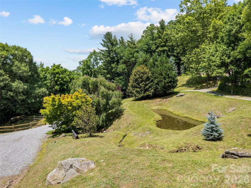 412 Gaddy Heights, Waynesville, NC 28786.  MLS# CAR4400806, YatesRealty ID 35314. 