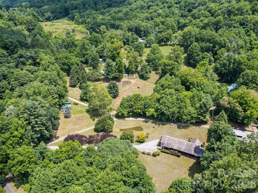 412 Gaddy Heights, Waynesville, NC 28786.  MLS# CAR4400806, YatesRealty ID 35314. 