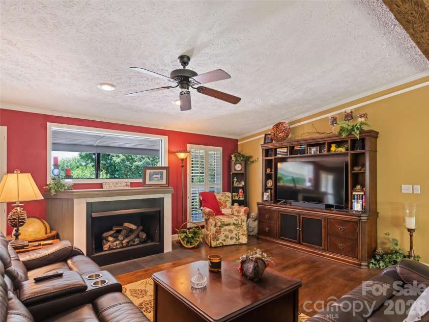 412 Gaddy Heights, Waynesville, NC 28786.  MLS# CAR4400806, YatesRealty ID 35314. 