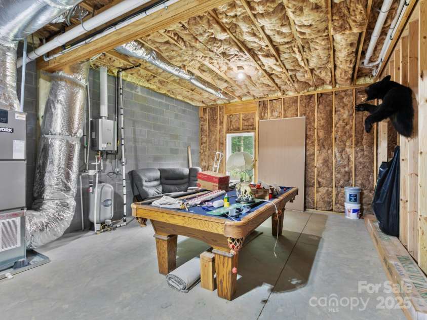 460 Fox Creek Road, Mars Hill, NC 28754.  MLS# CAR4289072, YatesRealty ID 35315. 