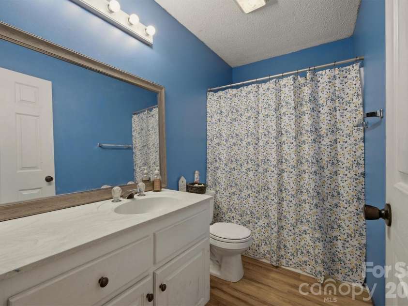 1404 Castle Court, Lenoir, NC 28645.  MLS# CAR4378866, YatesRealty ID 35316. 