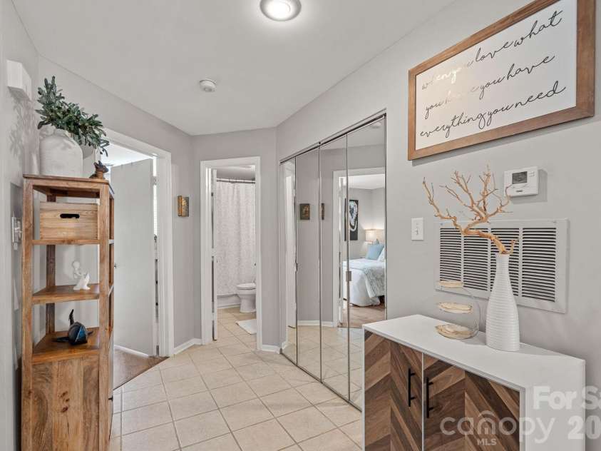 18845 Vineyard Point Lane, Cornelius, NC 28031.  MLS# CAR4384070, YatesRealty ID 35317. 