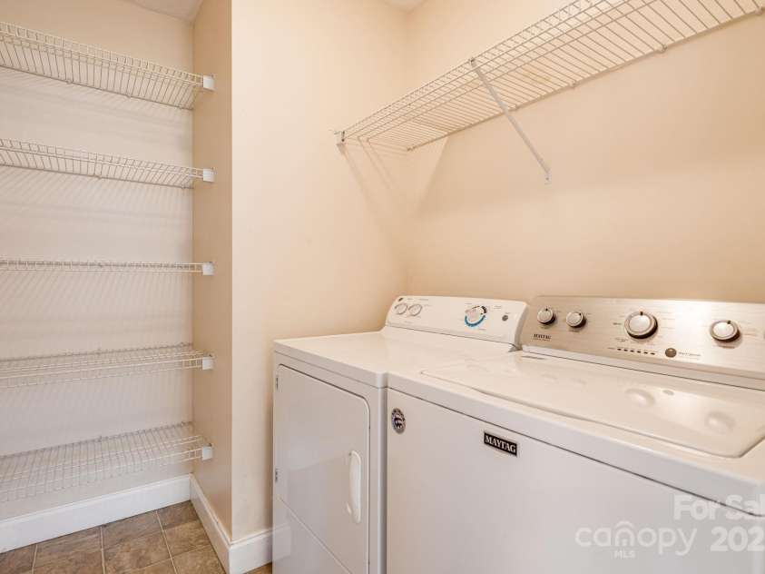 368 Bailey Mountain Road, Mars Hill, NC 28754.  MLS# CAR4291626, YatesRealty ID 35319. 