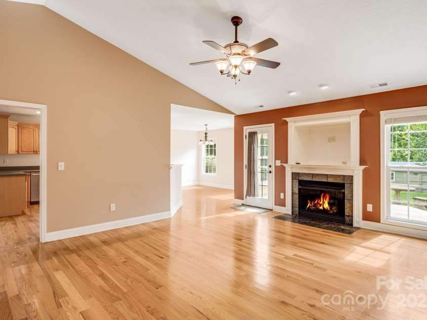 368 Bailey Mountain Road, Mars Hill, NC 28754.  MLS# CAR4291626, YatesRealty ID 35319. Virtual Fire Effect