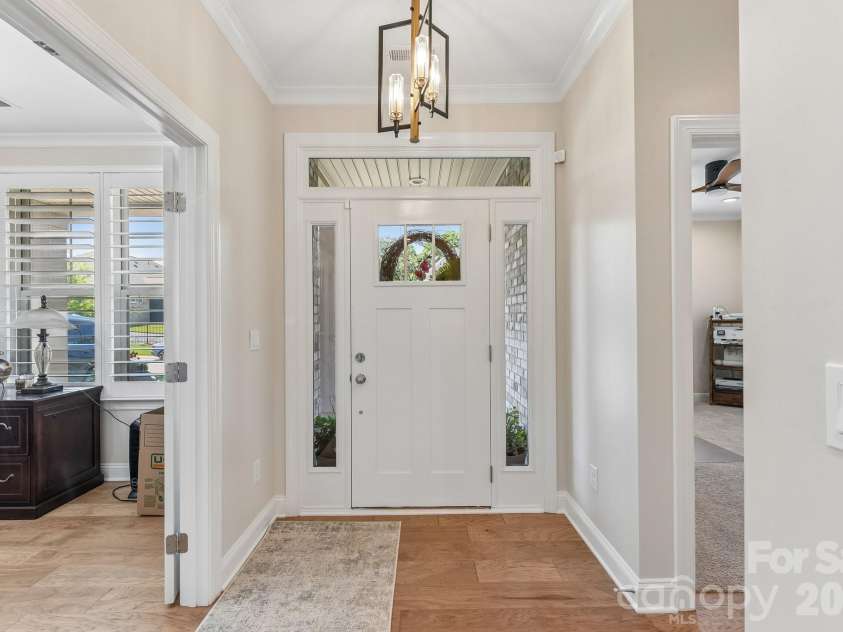 9833 Ardley Park Way, Charlotte, NC 28227.  MLS# CAR4392507, YatesRealty ID 35319. 