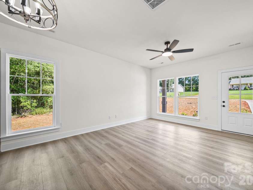 1074 Lyndsey Brook Court, Lincolnton, NC 28092.  MLS# CAR4417119, YatesRealty ID 3532. 
