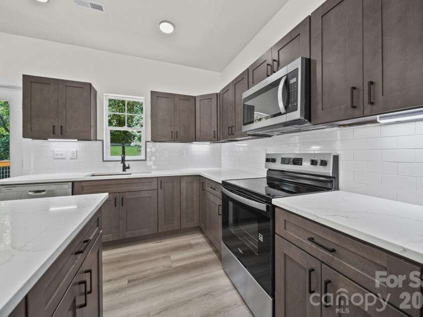 1074 Lyndsey Brook Court, Lincolnton, NC 28092.  MLS# CAR4417119, YatesRealty ID 3532. 