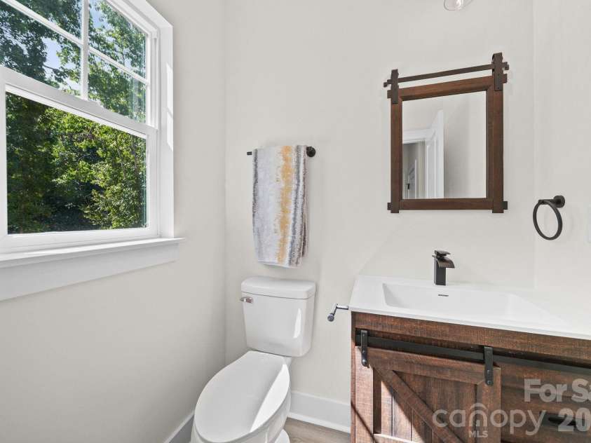 1074 Lyndsey Brook Court, Lincolnton, NC 28092.  MLS# CAR4417119, YatesRealty ID 3532. 