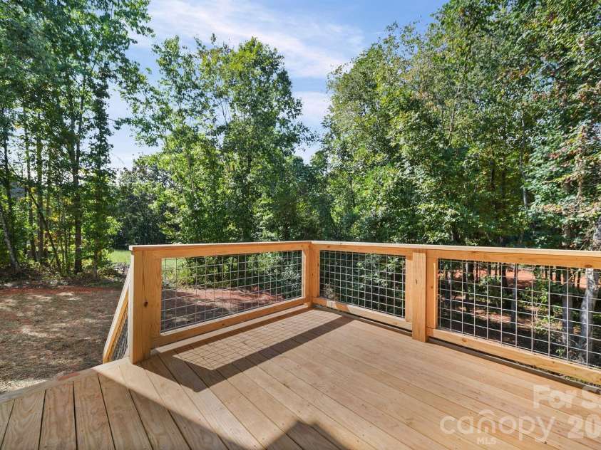1074 Lyndsey Brook Court, Lincolnton, NC 28092.  MLS# CAR4417119, YatesRealty ID 3532. 