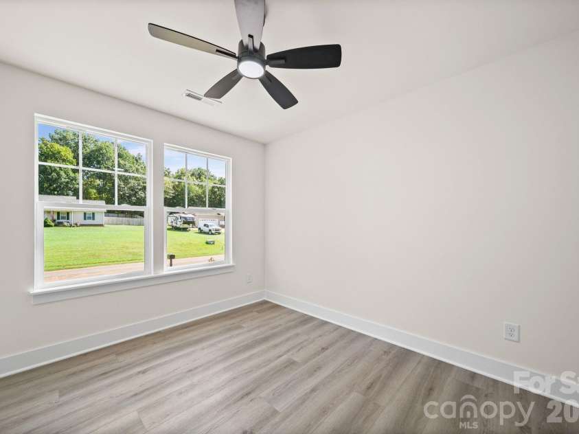1074 Lyndsey Brook Court, Lincolnton, NC 28092.  MLS# CAR4417119, YatesRealty ID 3532. 