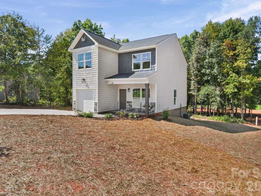 1074 Lyndsey Brook Court, Lincolnton, NC 28092.  MLS# CAR4417119, YatesRealty ID 3532. 