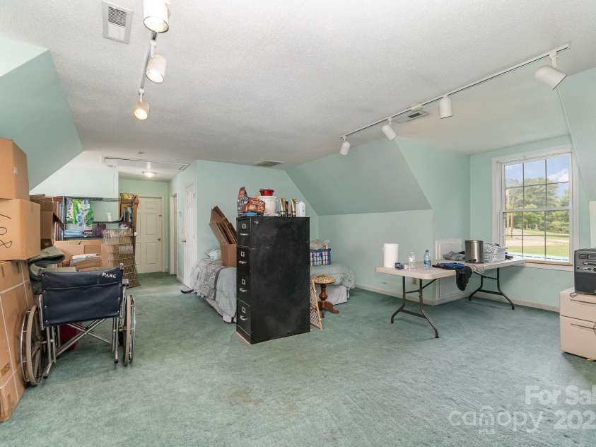 109 Summersong Lane, Mooresville, NC 28117.  MLS# CAR4239513, YatesRealty ID 3532. 