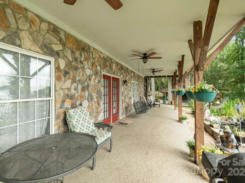 109 Summersong Lane, Mooresville, NC 28117.  MLS# CAR4239513, YatesRealty ID 3532. 