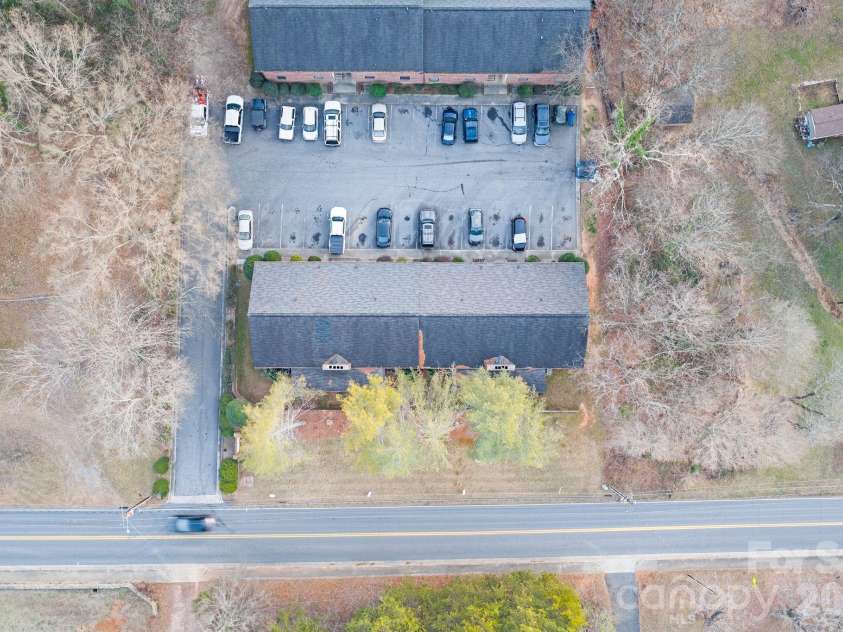 460 14th Avenue, Hickory, NC 28601.  MLS# CAR4340906, YatesRealty ID 3532. 