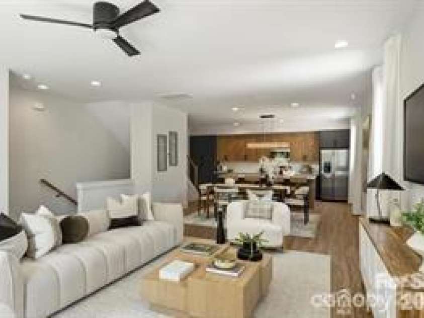 3007 Yada Lane, Charlotte, NC 28208.  MLS# CAR4417864, YatesRealty ID 35320. 