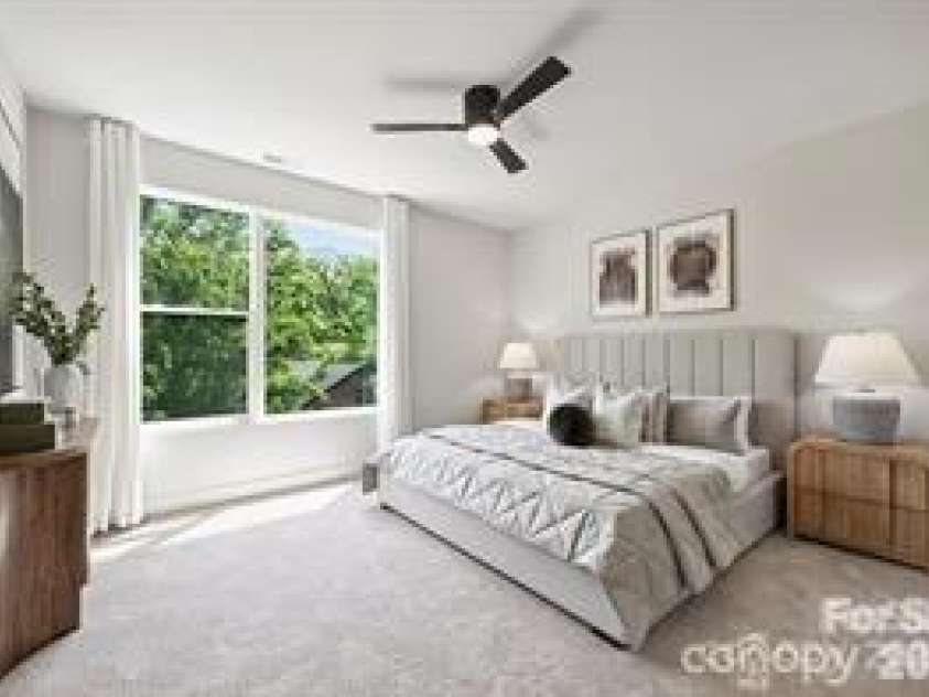 3007 Yada Lane, Charlotte, NC 28208.  MLS# CAR4417864, YatesRealty ID 35320. 