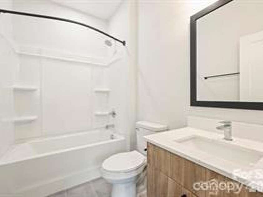 3007 Yada Lane, Charlotte, NC 28208.  MLS# CAR4417864, YatesRealty ID 35320. 