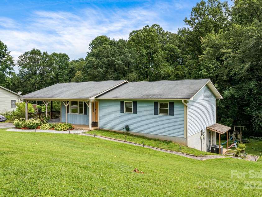 4155 Turnpike Road, Horse Shoe, NC 28742.  MLS# CAR4294035, YatesRealty ID 35322. 