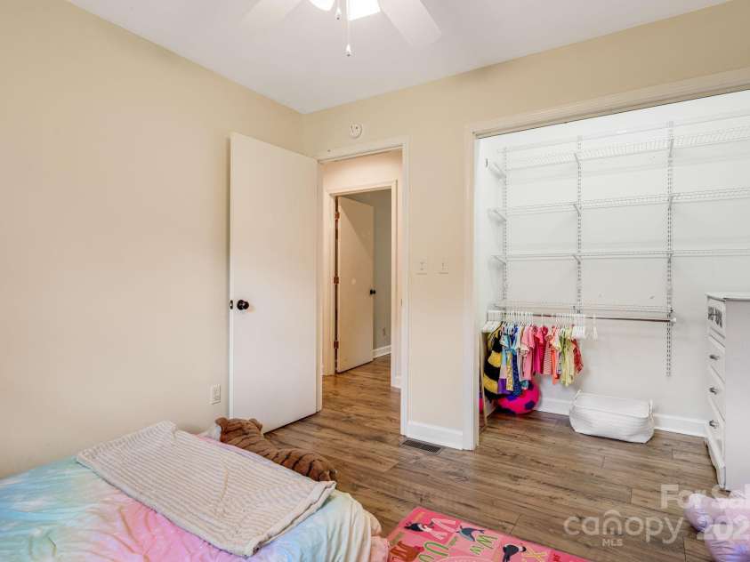 4155 Turnpike Road, Horse Shoe, NC 28742.  MLS# CAR4294035, YatesRealty ID 35322. 