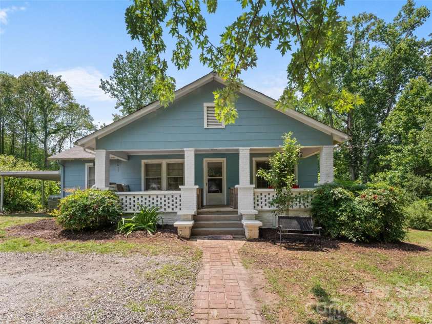 428 Oakland Road, Spindale, NC 28160.  MLS# CAR4398988, YatesRealty ID 35322. 